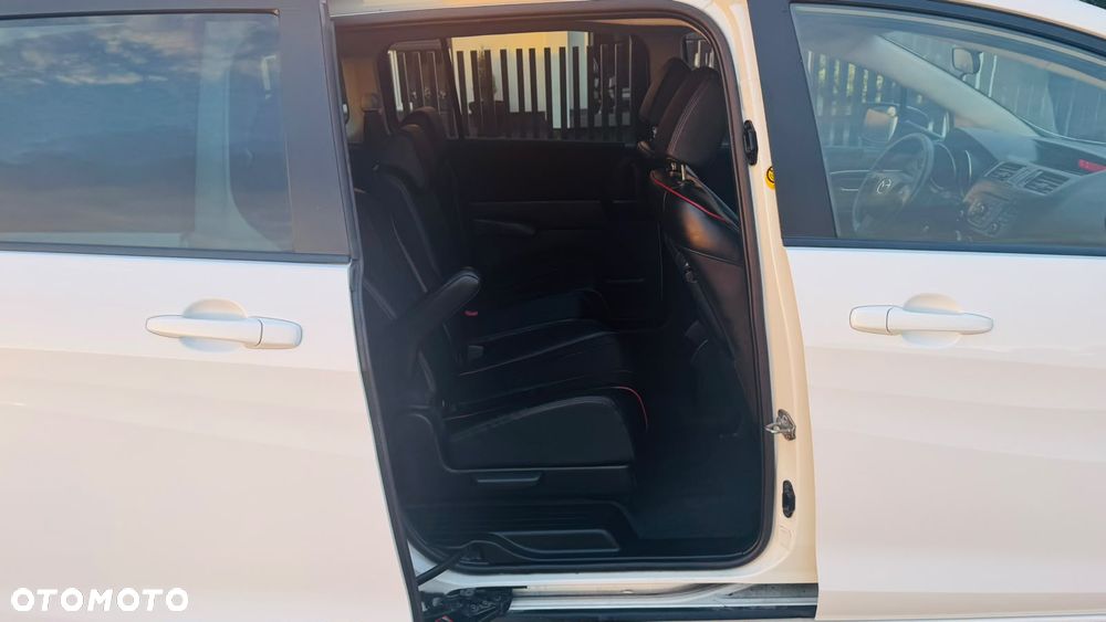 Mazda 5 - 9