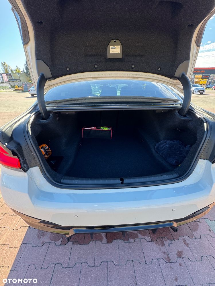 BMW Seria 5 530i Sport Line sport - 16