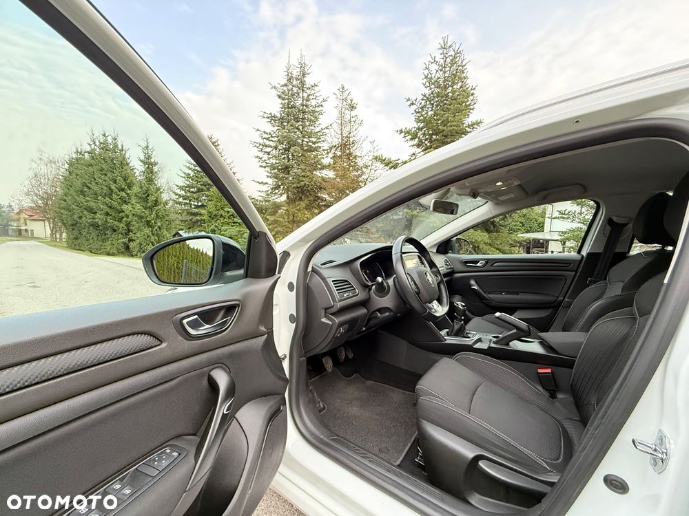Renault Megane 1.5 dCi Zen - 14