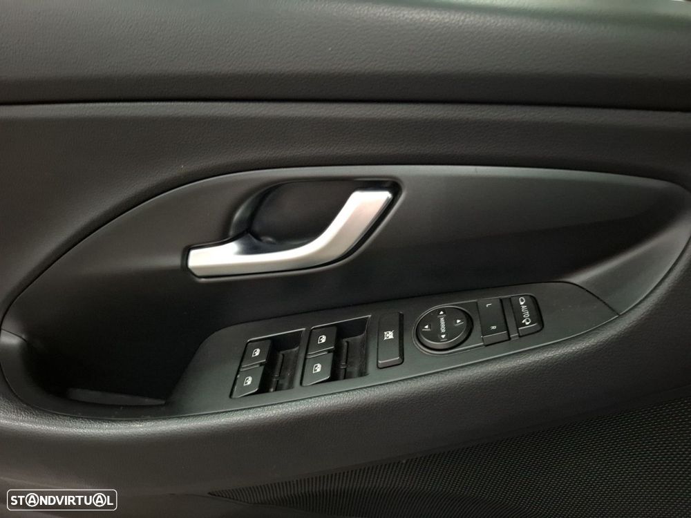 Hyundai i30 1.0 T-GDI Style Plus - 22