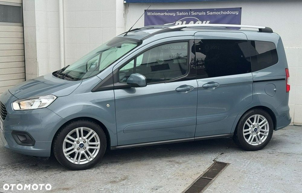 Ford Tourneo Courier - 3