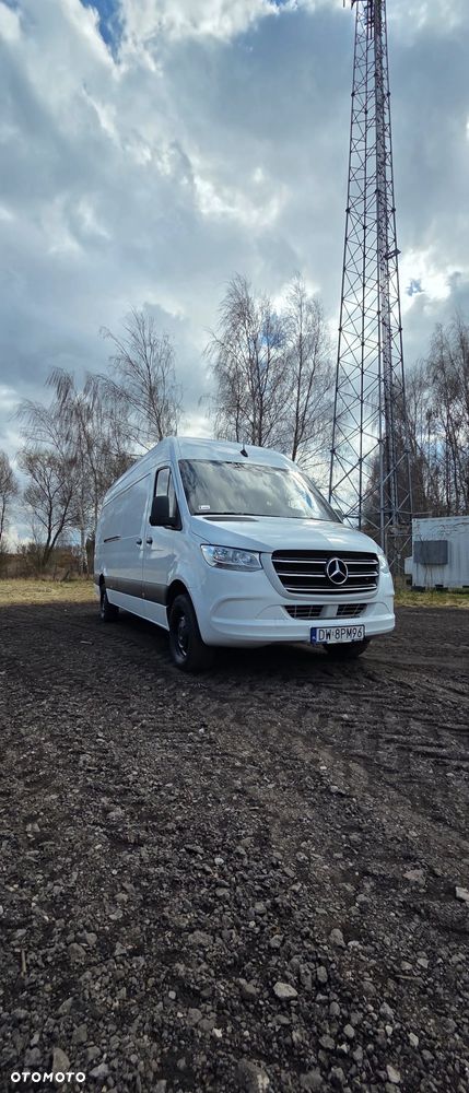 Mercedes-Benz Sprinter - 2