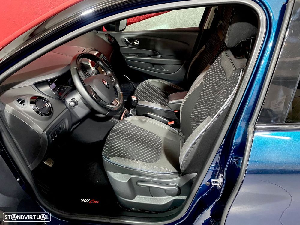 Renault Captur 1.5 dCi Exclusive - 19