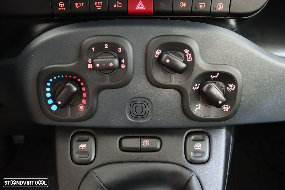 Fiat Panda 1.0 Hybrid City Life - 21