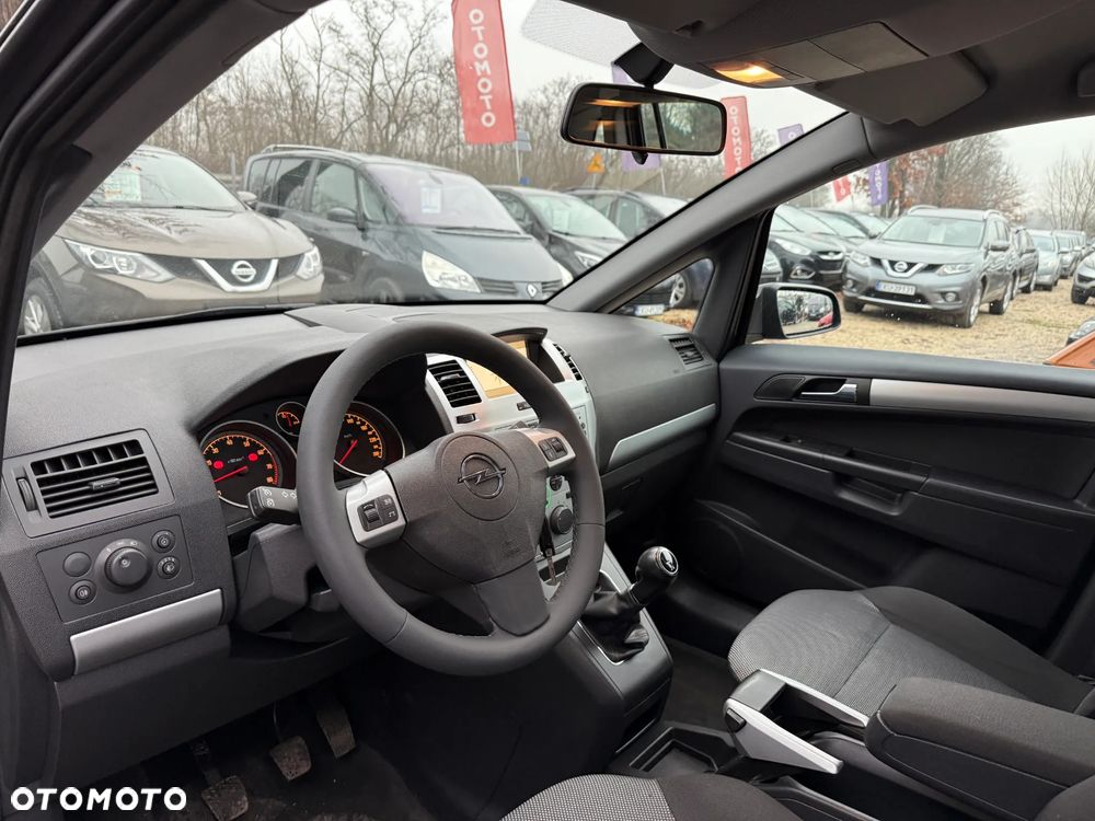 Opel Zafira 1.8 Cosmo - 5