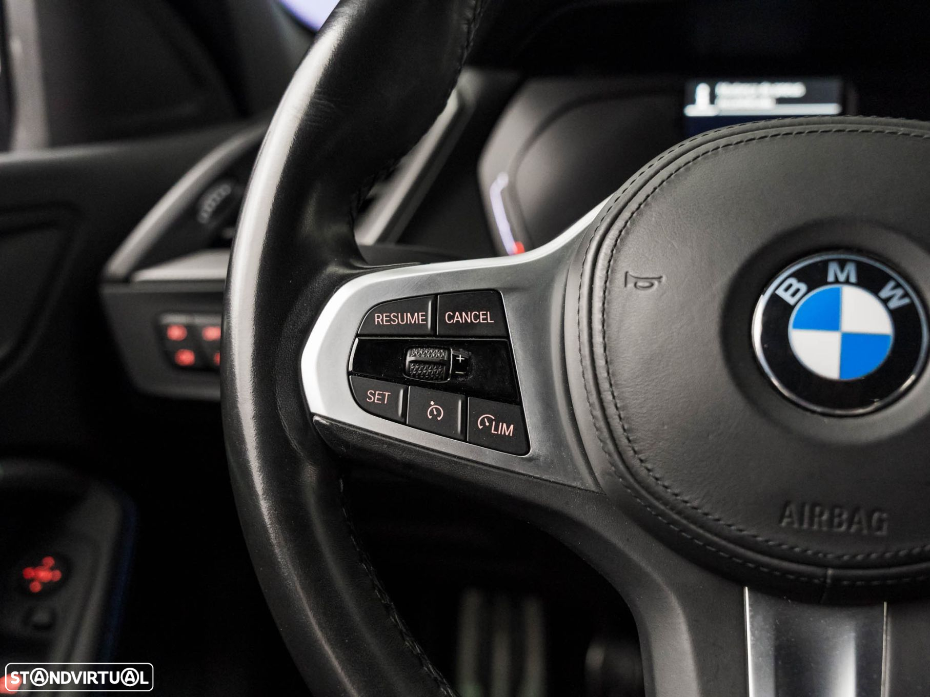 BMW 116 d Pack Desportivo M - 22