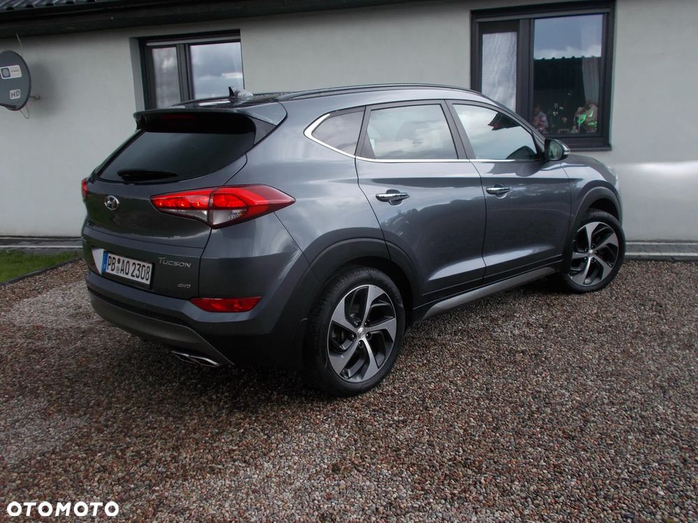 Hyundai Tucson 2.0 CRDI 4WD Style - 4