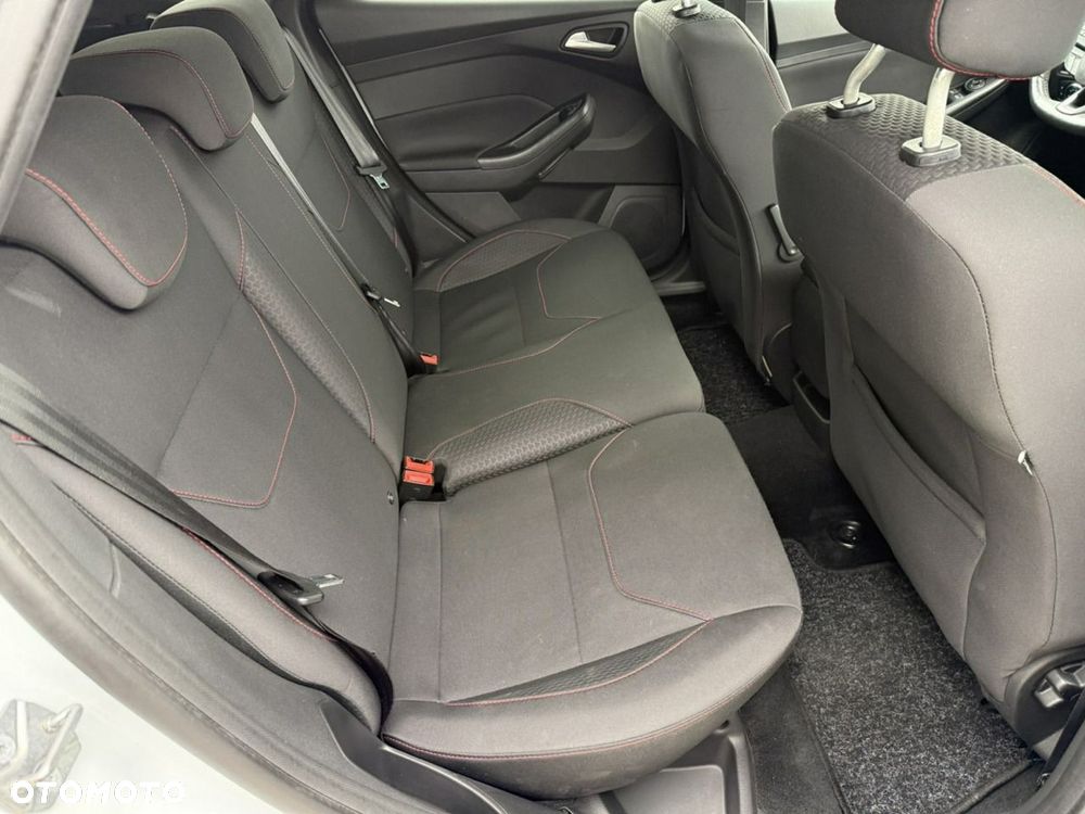 Ford Focus 1.0 EcoBoost ST-Line Black ASS - 22