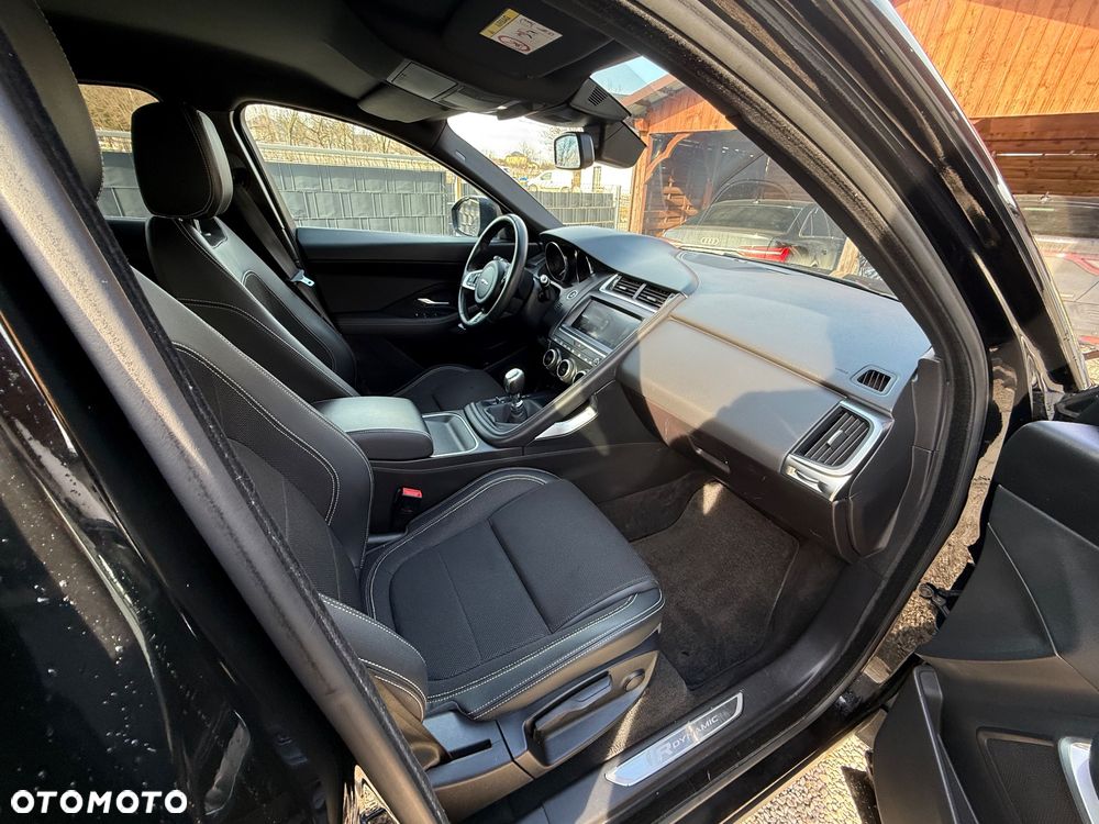 Jaguar E-Pace D150 R-Dynamic SE - 11
