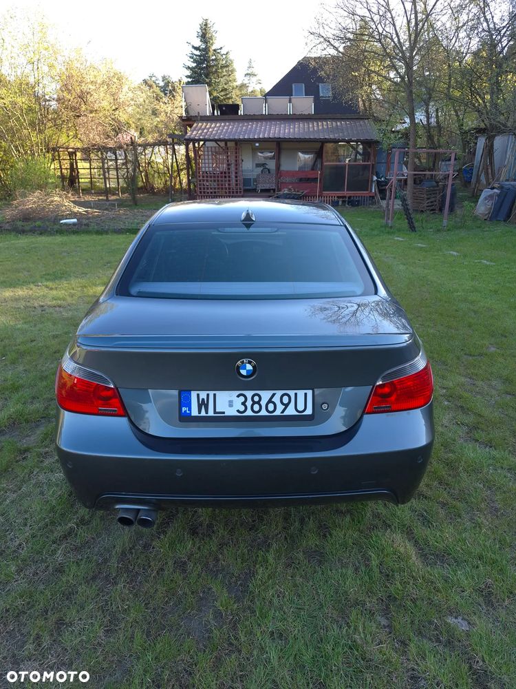 BMW Seria 5 540i - 6