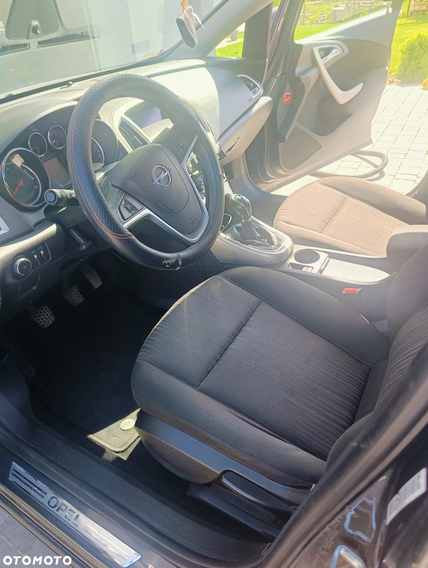 Opel Astra IV 1.4 T Cosmo - 6