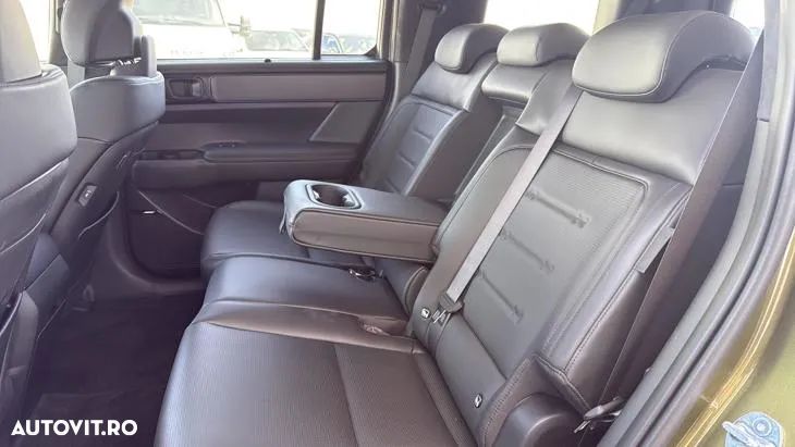 Hyundai Santa Fe 1.6 l 252 CP 4WD 6AT 7 locuri PHEV Calligraphy - 16