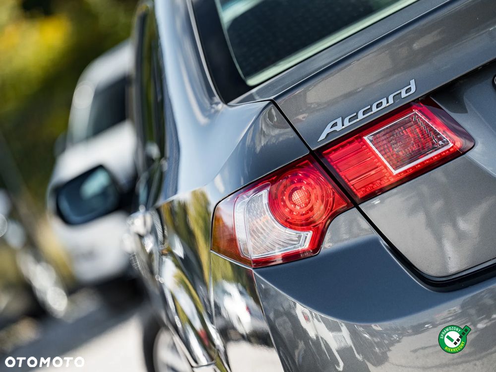 Honda Accord - 10