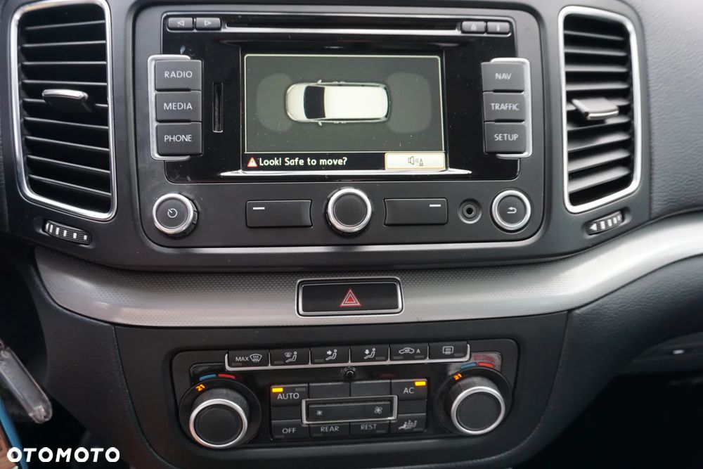 Volkswagen Sharan 2.0 TDI BlueMotion Technology Comfortline - 22
