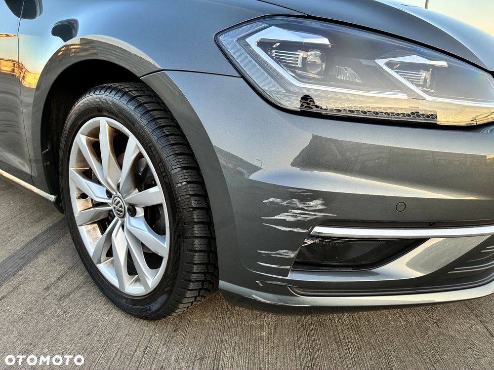 Volkswagen Golf - 32