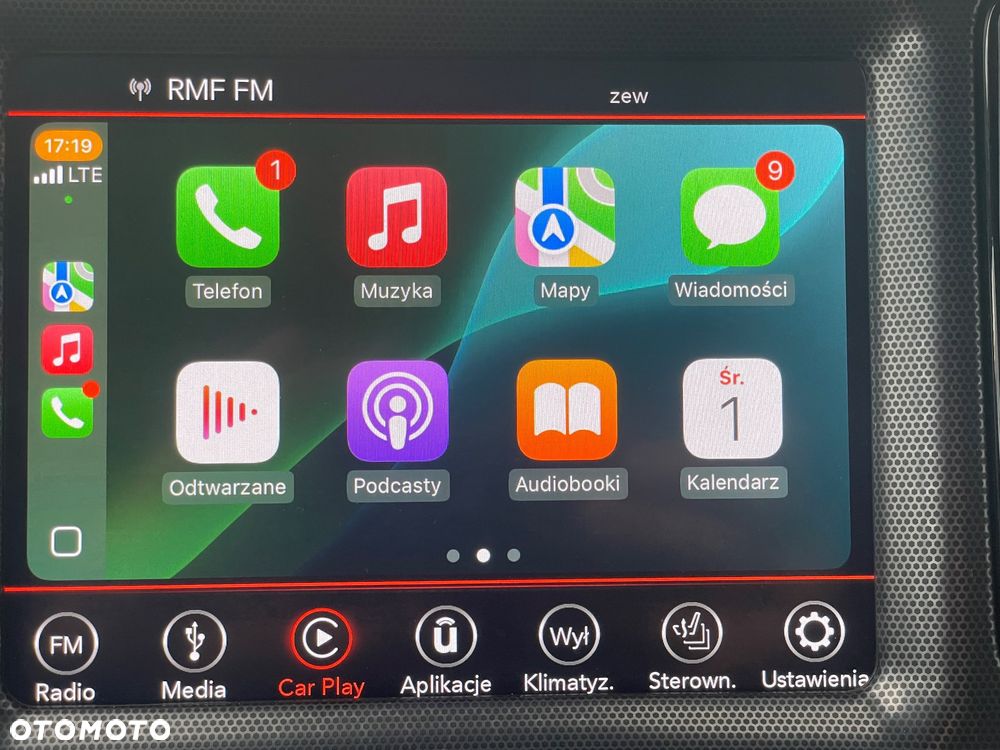 Dodge Challenger - 8