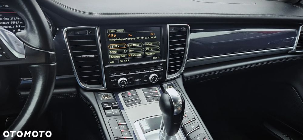 Porsche Panamera Platinum Edition - 28