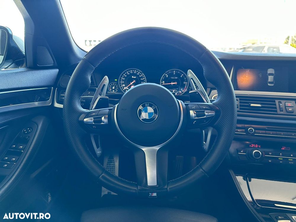 BMW Seria 5 520d xDrive AT - 30