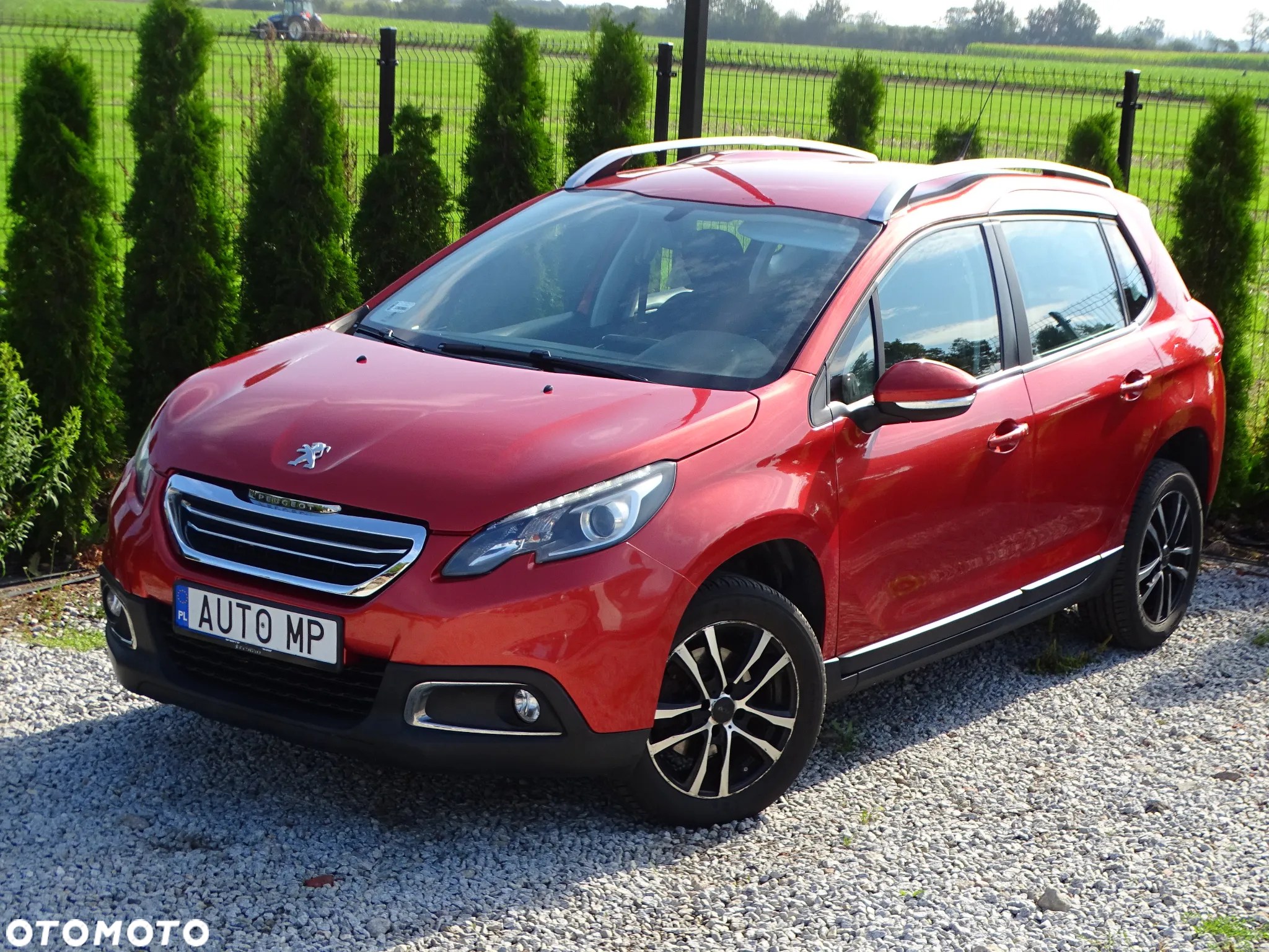 Peugeot 2008 1.2 Pure Tech Allure S&S - 26