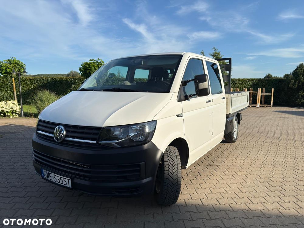 Volkswagen Transporter - 1