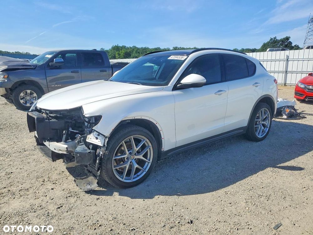 Alfa Romeo Stelvio 2.0 Turbo TI Q4 - 3