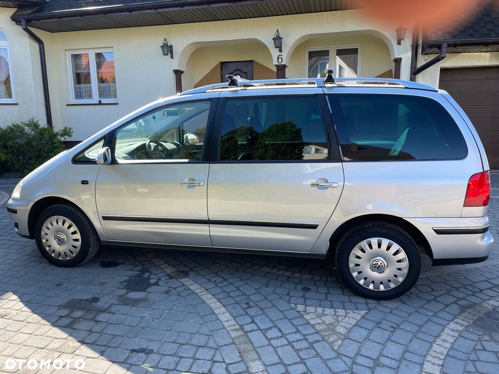 Volkswagen Sharan 2.0 TDI Trendline - 8