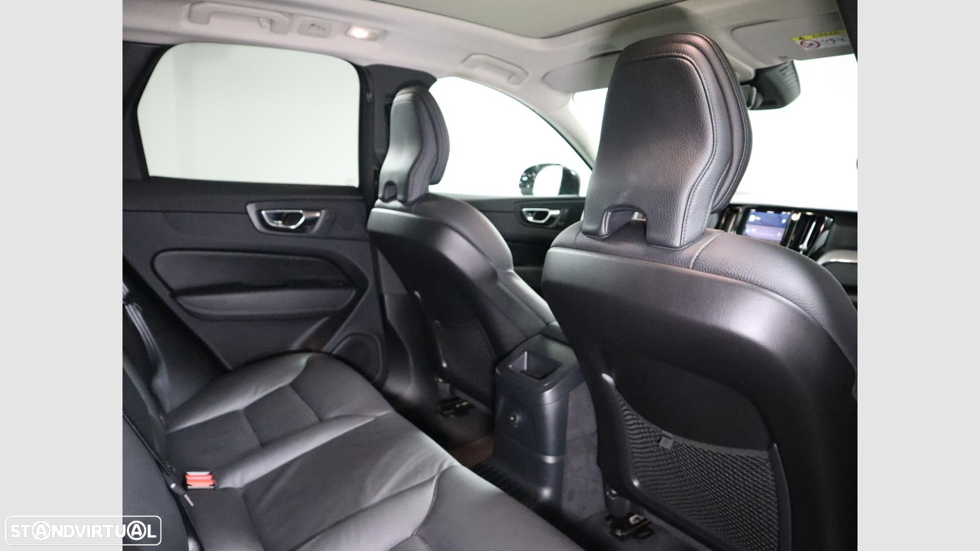 Volvo XC 60 2.0 T8 PHEV Plus Bright AWD - 7