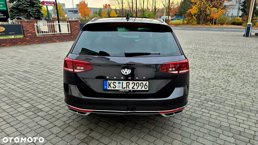Volkswagen Passat 2.0 TDI (BlueMotion Technology) Highline - 9