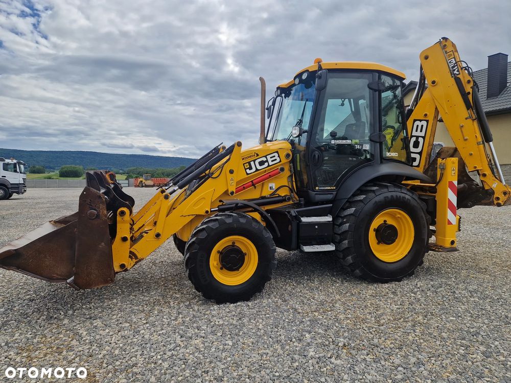 JCB 3CX - 16