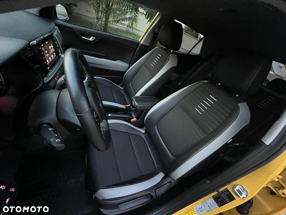 Kia Stonic 1.0 T-GDI L - 23