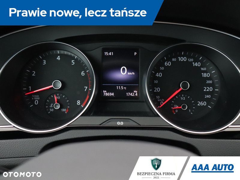 Volkswagen Passat - 13