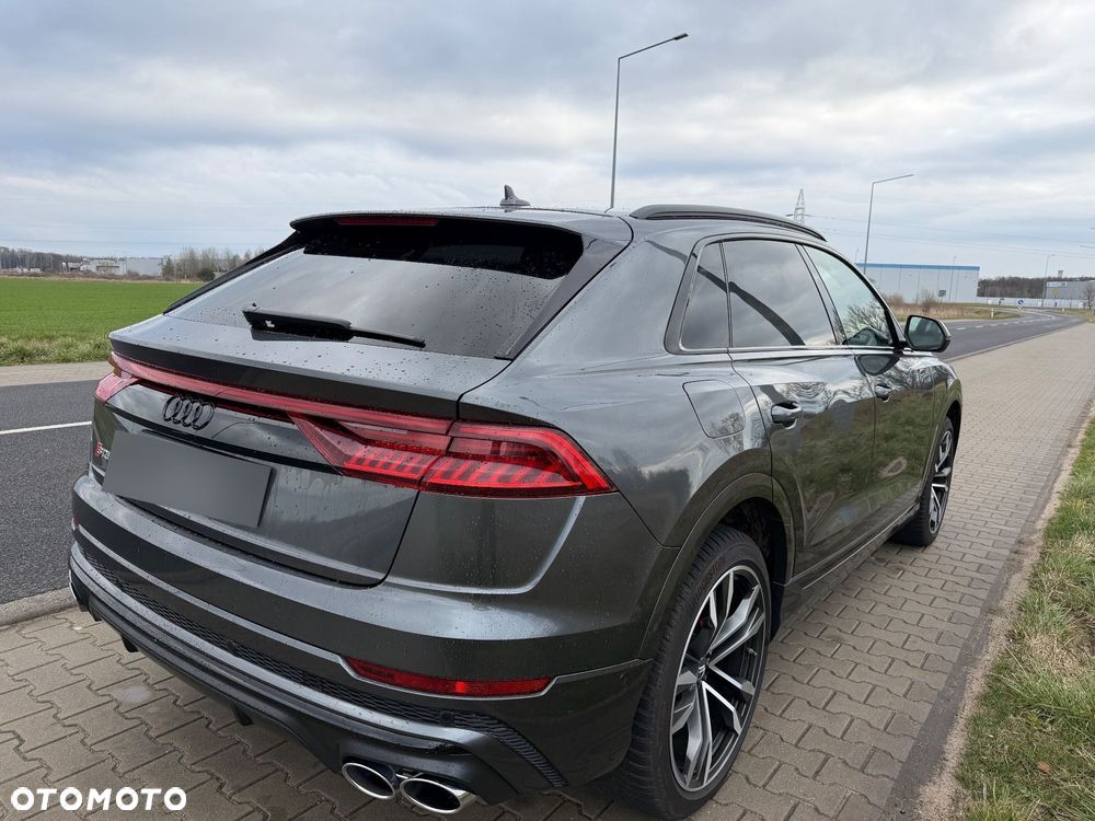 Audi SQ8 - 16