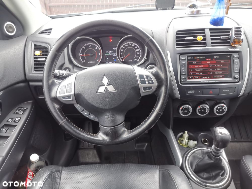 Mitsubishi ASX 1.8 DID Instyle NAVI AS&G - 12