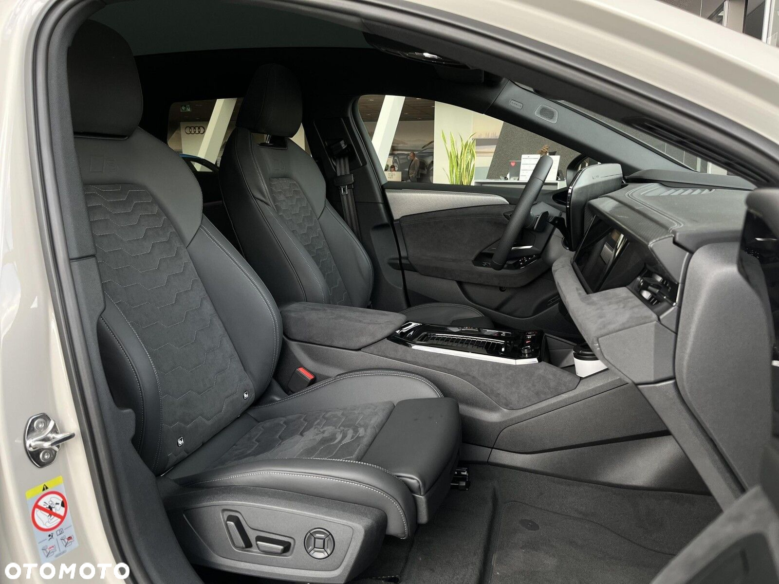 Audi A6 Sportback e-tron - 25