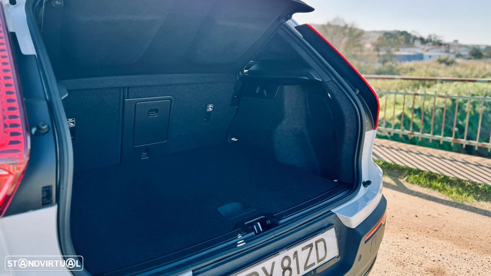 Volvo XC 40 Recharge 69 kWh Single Motor Plus - 21