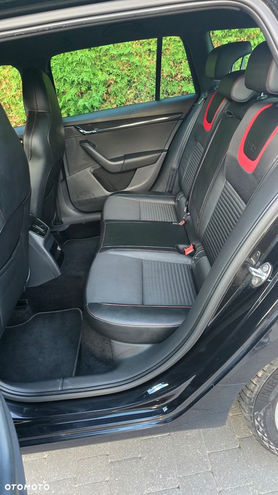 Skoda Octavia 2.0 TDI (Green tec) RS - 7