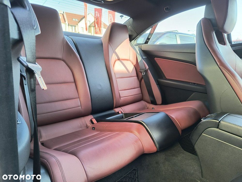 Mercedes-Benz Klasa E 250 BlueEFFICIENCY 7G-TRONIC - 20