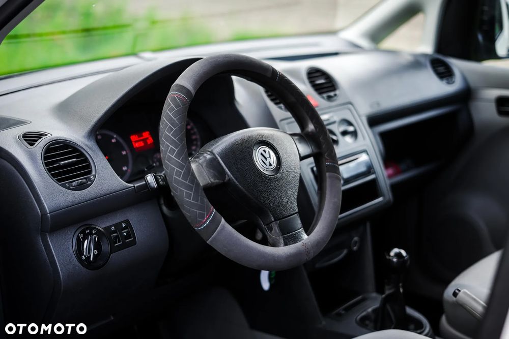 Volkswagen Caddy - 9