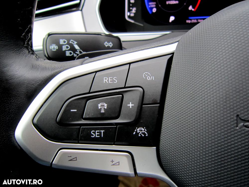 Volkswagen Passat Variant 2.0 TDI DSG (BlueMotion Technology) Highline - 10