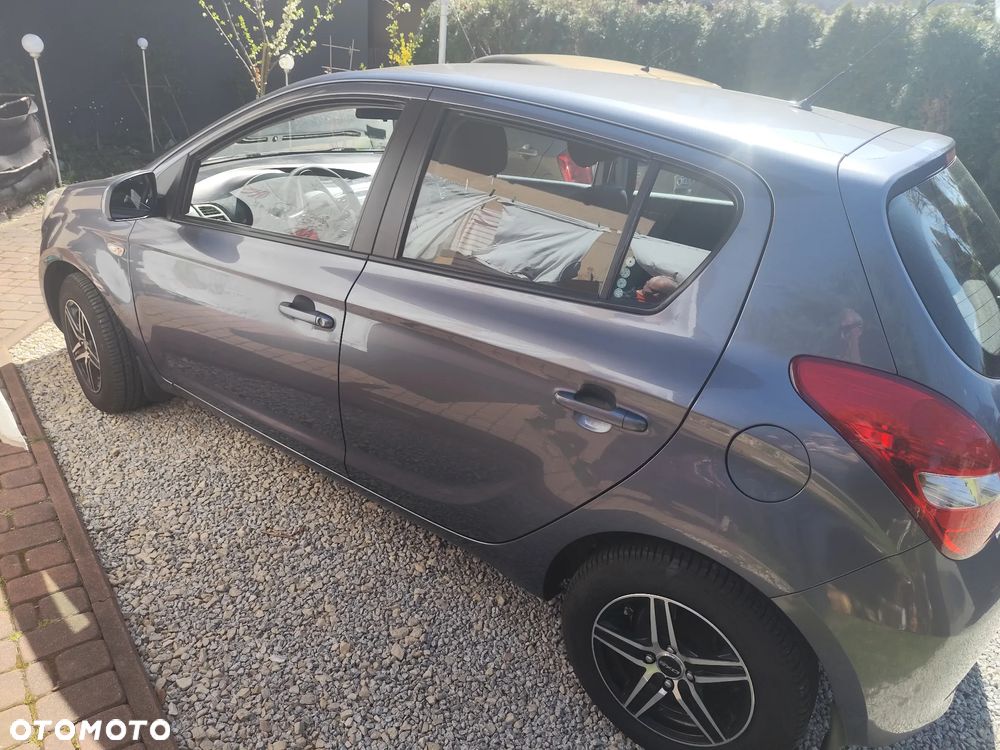 Hyundai i20 1.2 Comfort - 4