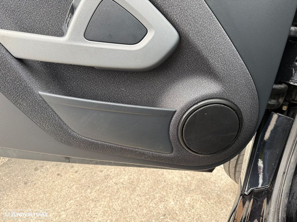 Smart ForTwo Coupé 1.0 mhd Pulse71 - 32