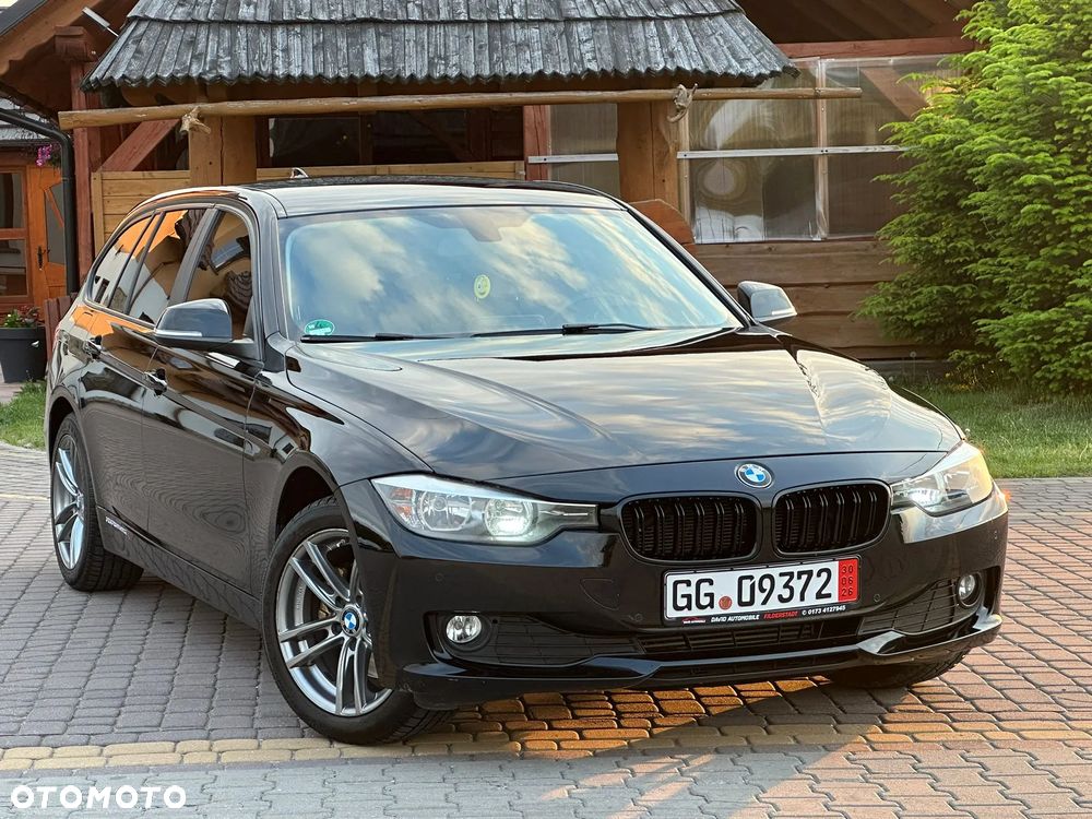 BMW Seria 3 320d xDrive DPF Edition Exclusive - 26