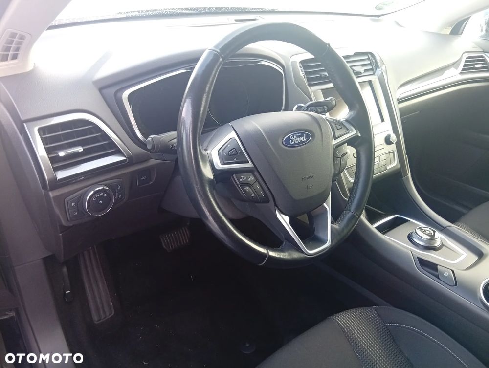 Ford Mondeo 2.0 EcoBlue Titanium - 9
