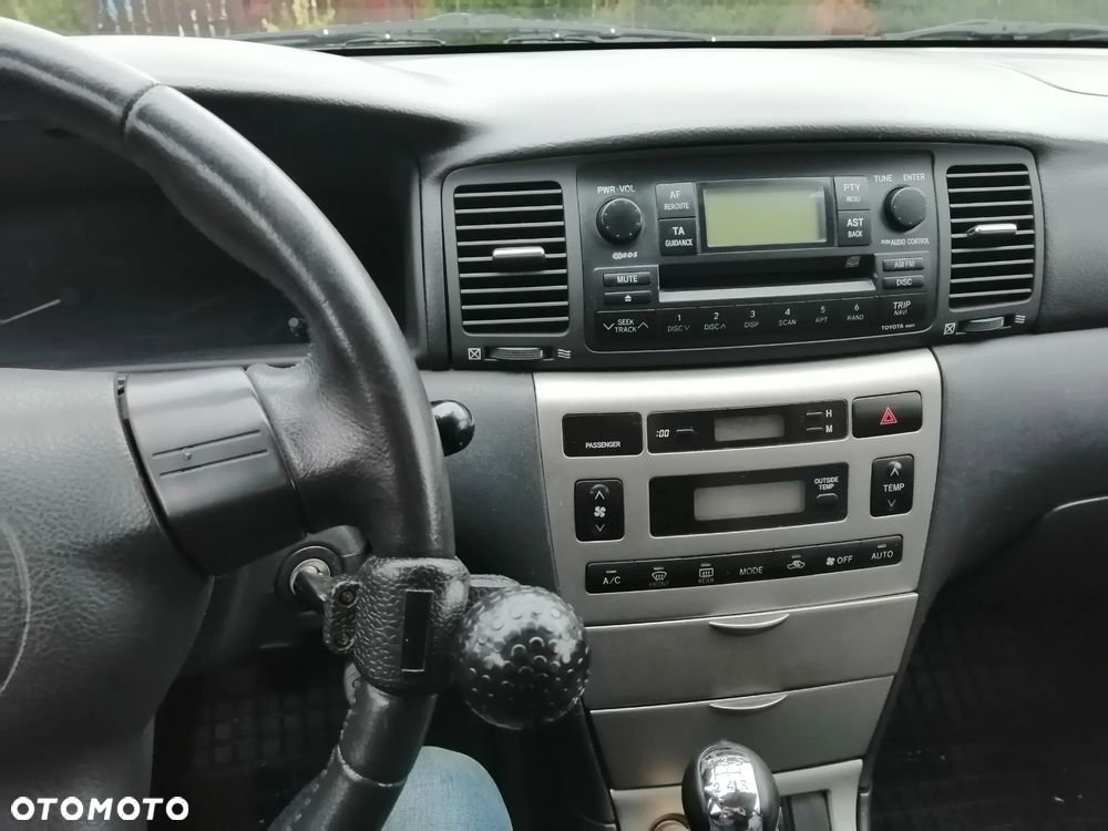 Toyota Corolla 1.4 D-4D Dynamic - 10