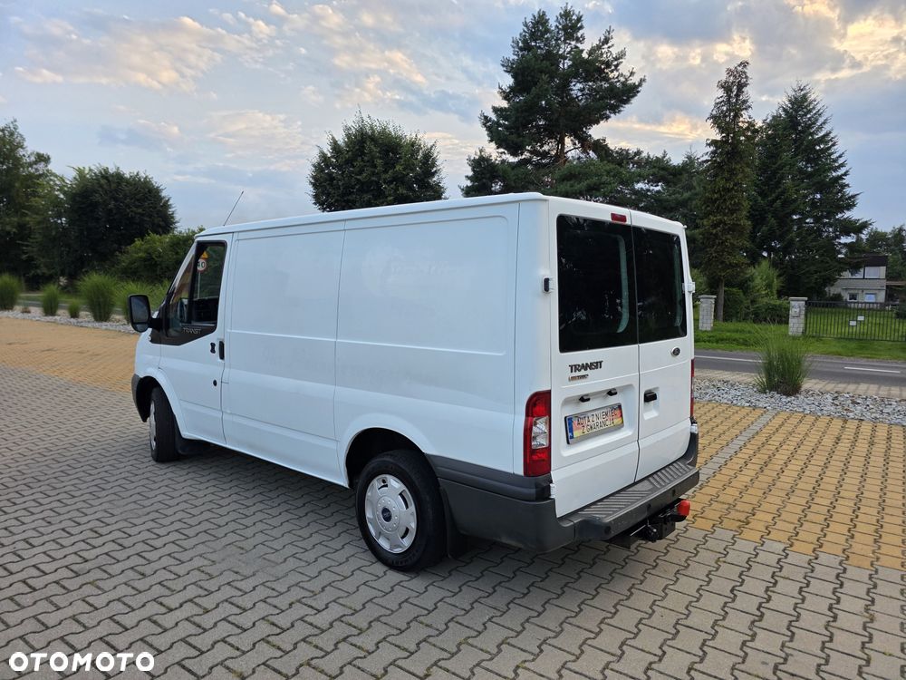 Ford Transit - 7