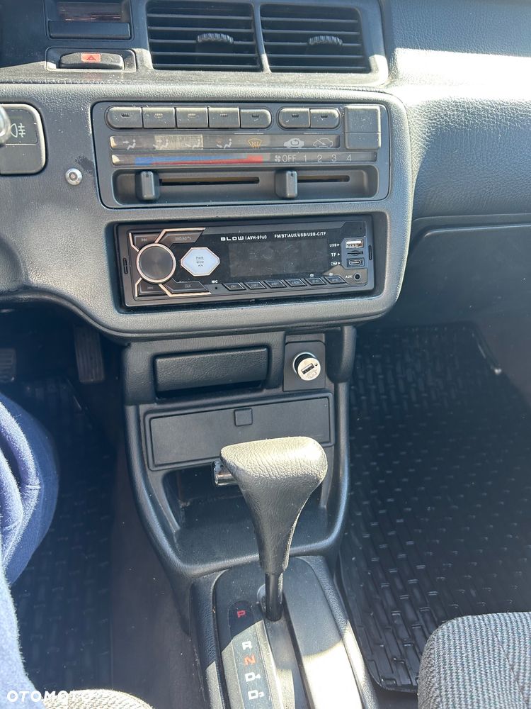 Honda Civic 1.5 LSi - 19