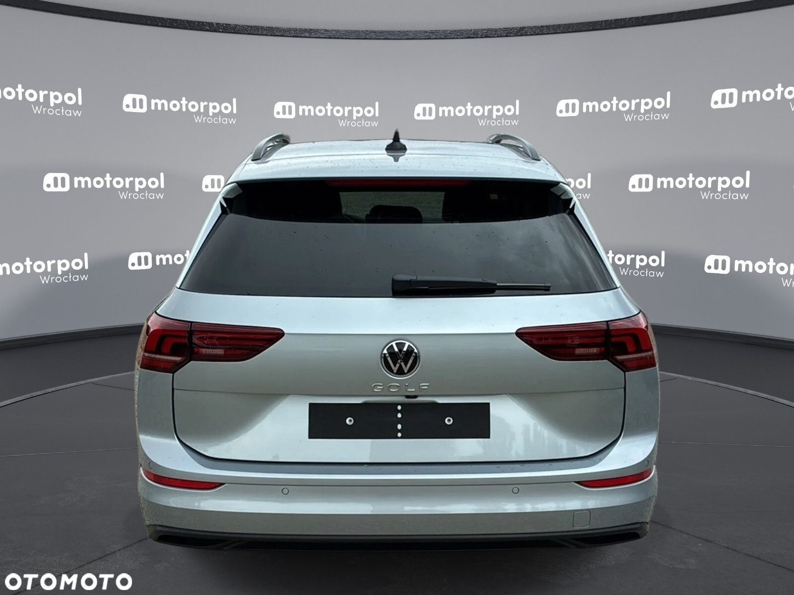 Volkswagen Golf - 9