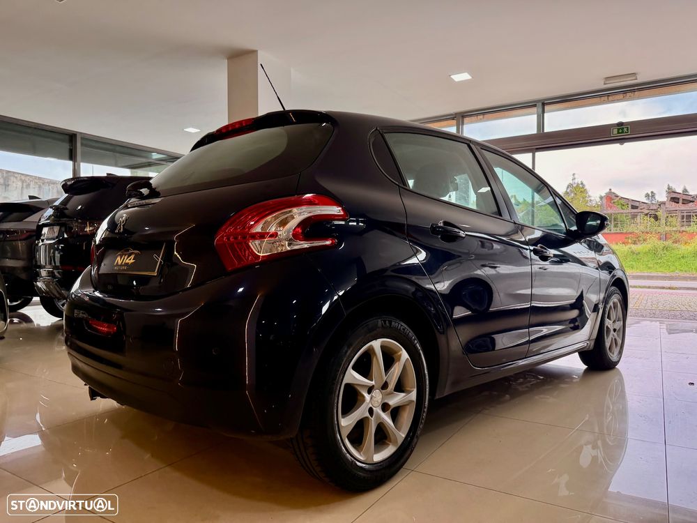 Peugeot 208 82 PureTech Style - 6