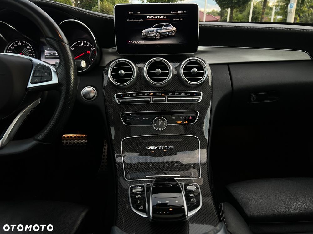 Mercedes-Benz Klasa C AMG 43 4Matic 9G-TRONIC - 29