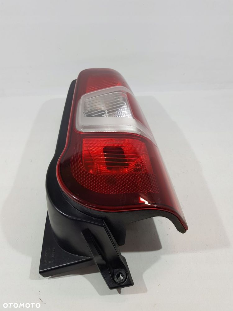 lampa prawa prawy przód 9820554880 opel combo e berlingo iv rifter 21r eu - 3